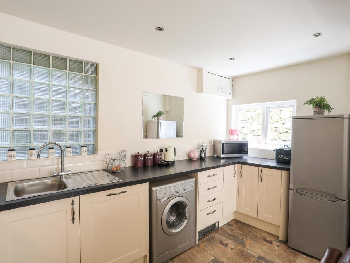 Holiday home Llys Elen