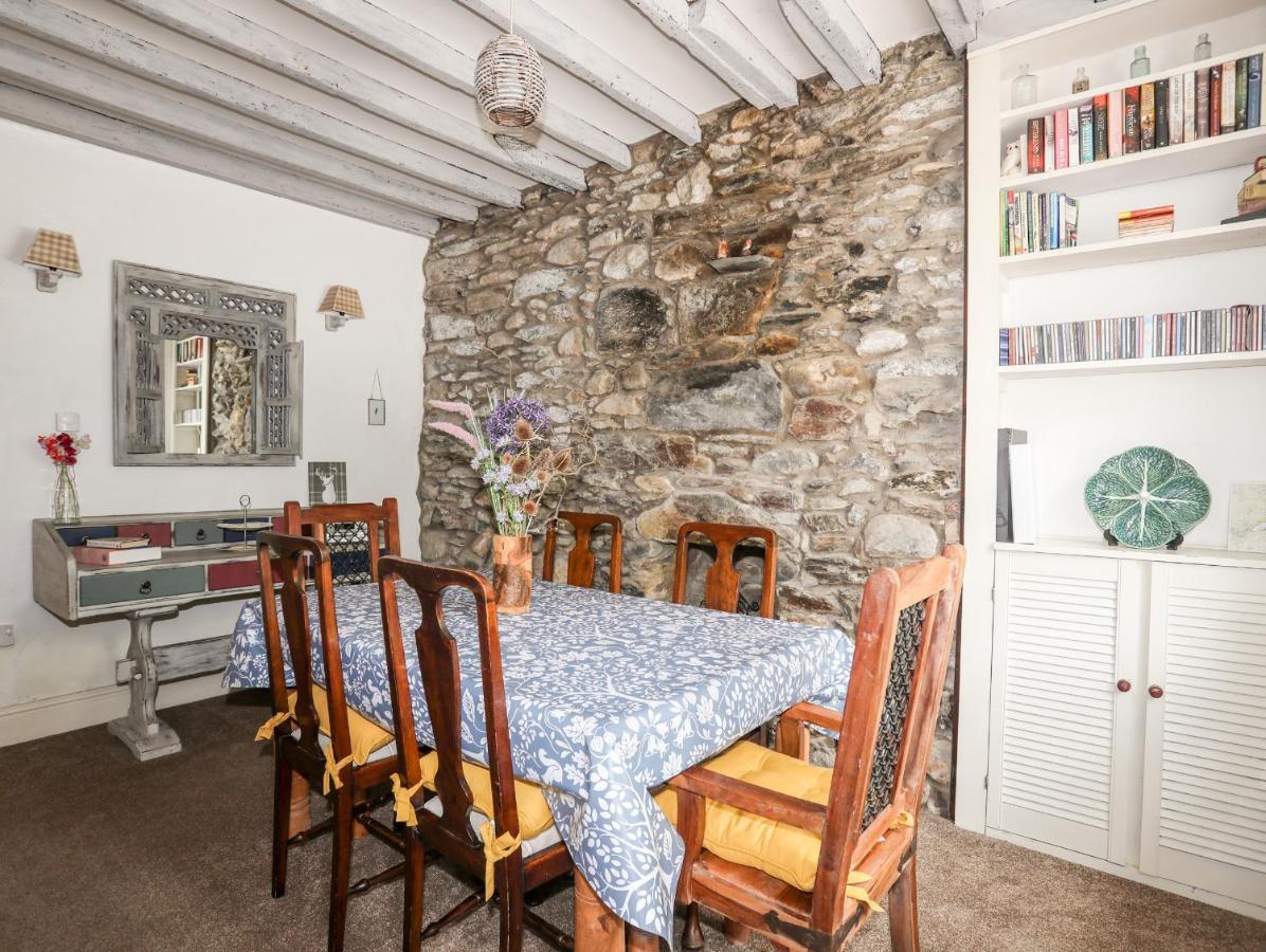Llys Elen * Caernarfon